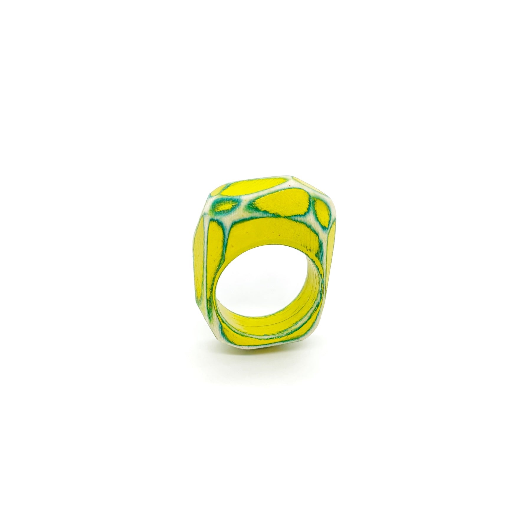 Multifaceted Ring
