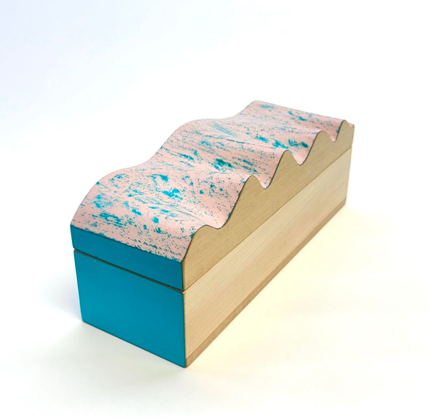 Wavy Blue/Pink Box - Peter Park
