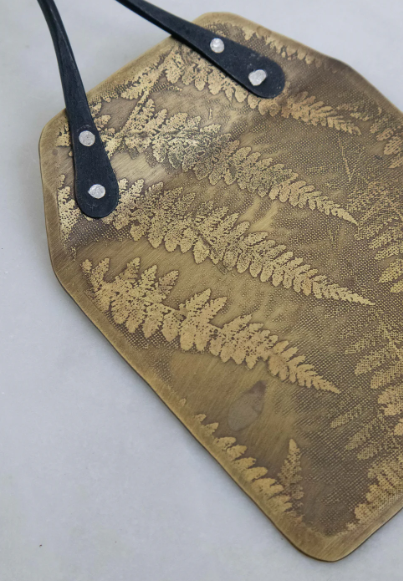 Metal Foliage Spatula - Burberry